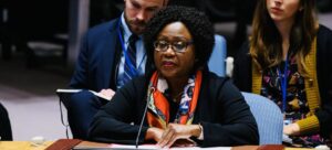 صور الأمم المتحدة / لوي فيليبي ، مارثا آما أكيا بوبي ، الأمين العام المساعد لإفريقيا في إدارتي الشؤون السياسية وبناء السلام وعمليات السلام ، تقدم إحاطة إلى اجتماع مجلس الأمن حول السلام والأمن في أفريقيا.