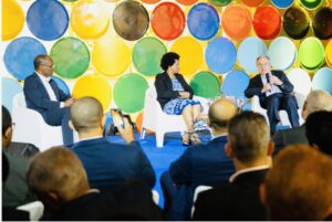 ark Garten الأمين العام للأمم المتحدة أنطونيو غوتيريش يشارك في سلسلة نقاشات مع رئيس وزراء كابو فيردي خوسيه يوليسيس كورييا إي سيلفا.