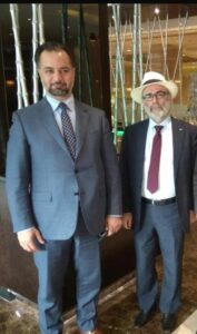 المحامي الدولي موردخاي تسيفن- المنتصف Mordechai M Tzivin מרדכי ציבין עו”ד